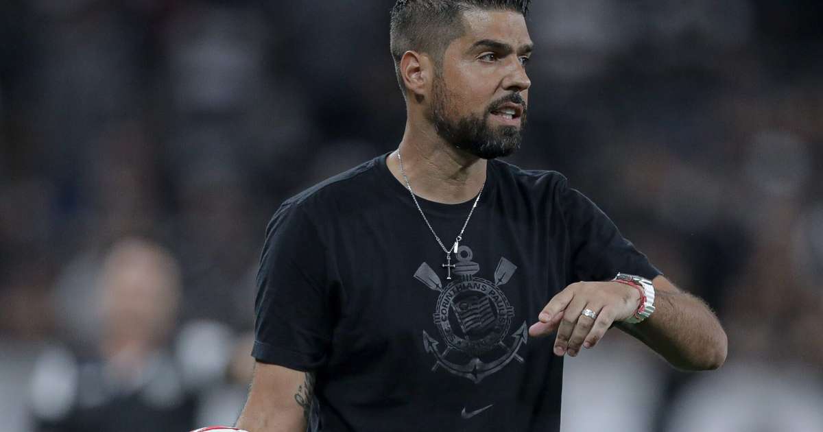 Corinthians enfrentará Athletico com desfalques e novidades na defesa; confira escalação provável