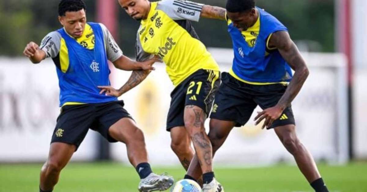 Tite analisa escalação do Flamengo para clássico contra o Fluminense