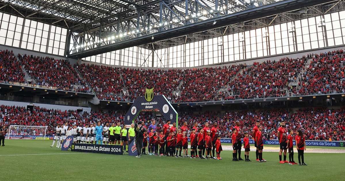 Athletico deixa vitória escapar contra o Corinthians e cede empate no final.