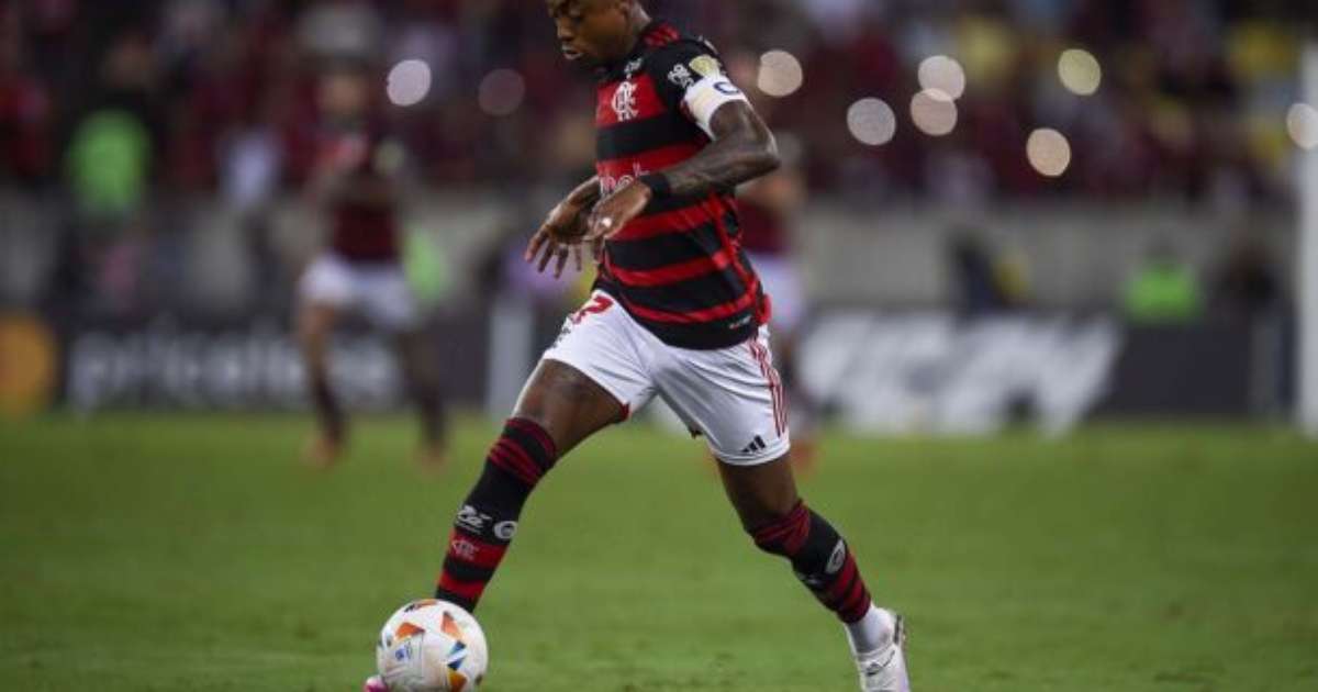 Bruno Henrique, do Flamengo, suspenso por um jogo na Libertadores.