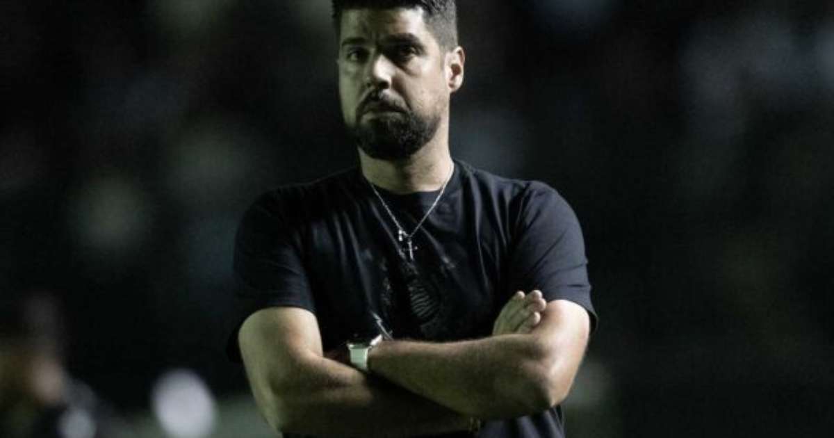 Corinthians busca novo treinador e intensifica pressão sobre António Oliveira