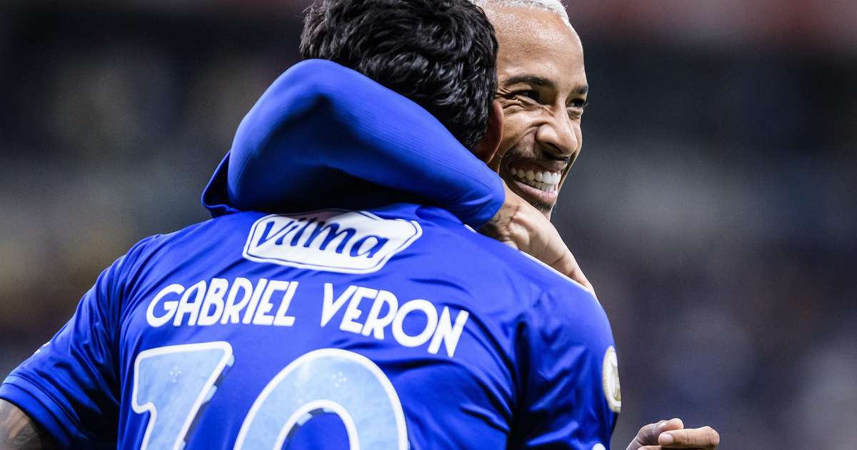 Cruzeiro vence Athletico-PR e firma posição no G6 do Brasileirão