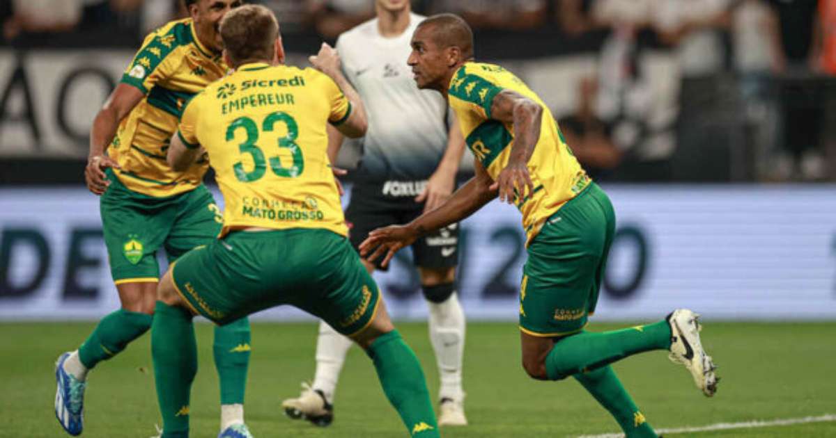 Donelli defende pênalti crucial e garante empate do Corinthians contra Cuiabá.