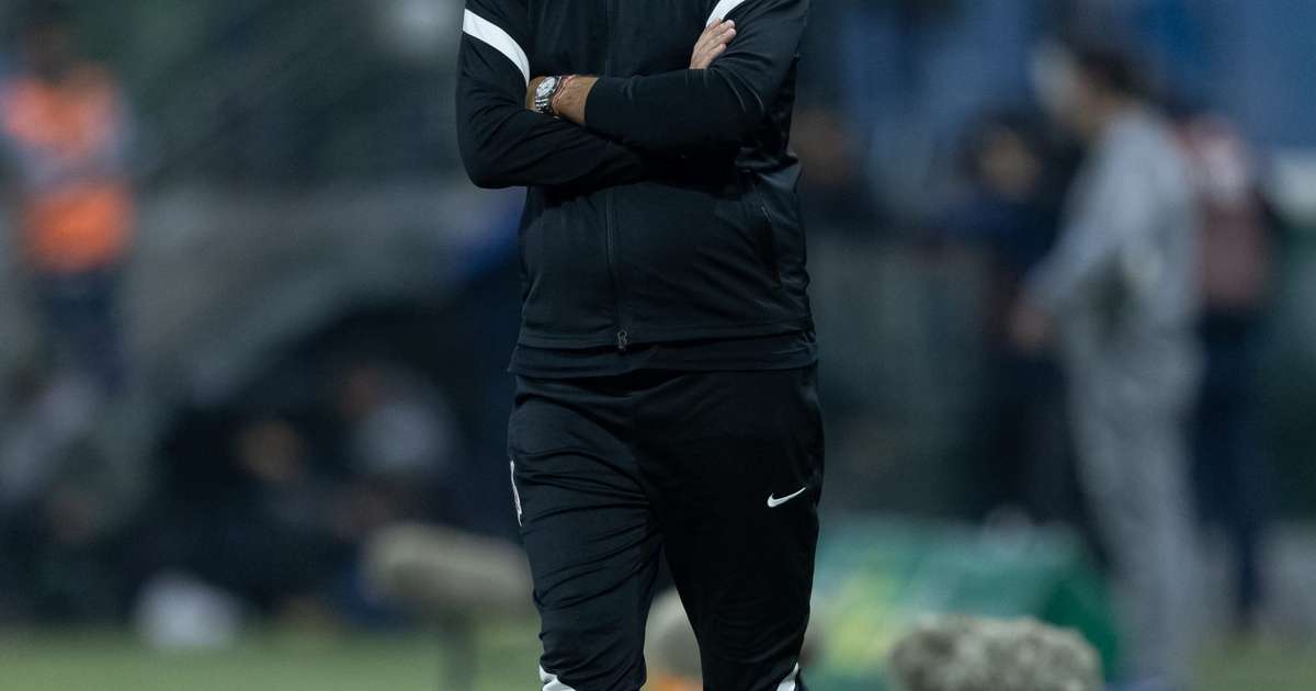 Fé no Futuro: Oliveira confiante em devolver Corinthians à glória