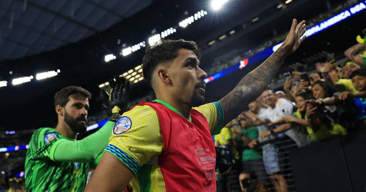 Flamengo avalia possibilidade de contratar Lucas Paquetá para reforçar equipe.