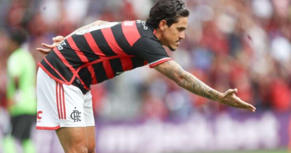 Pedro volta a Belo Horizonte após agressão durante Atlético x Flamengo.