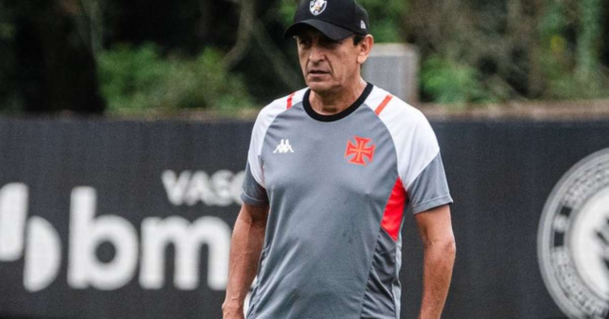 Corinthians avança na contratação de Ramón Díaz, afirma jornalista esportivo.