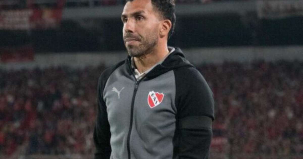 Oferta de Carlitos Tévez para o Corinthians: Técnico Agora Disponível no Clube