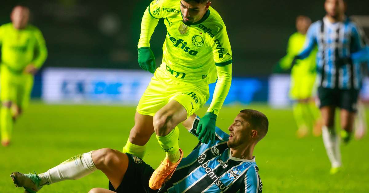 Brilho de Estêvão impulsiona Palmeiras a buscar empate contra Grêmio no Brasileirão