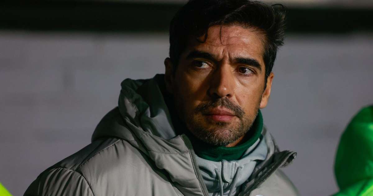 Abel Ferreira destaca habilidades de Estêvão após partida do Palmeiras: 