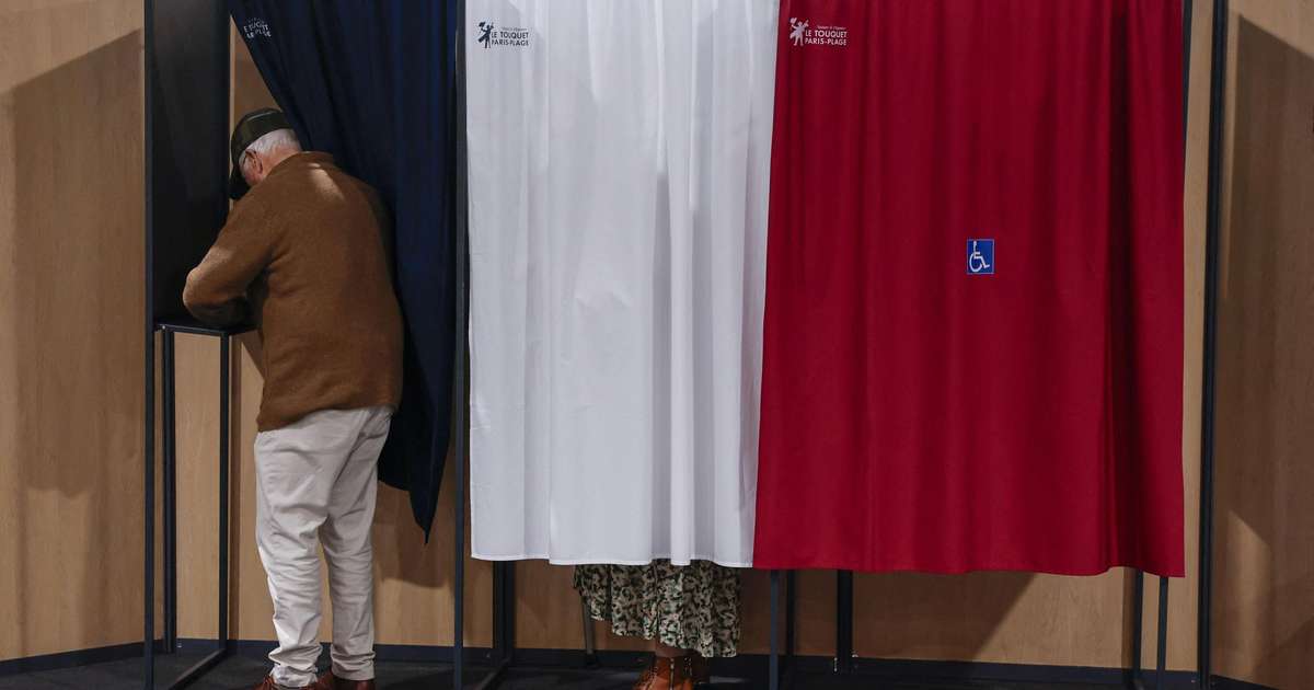 les projections indiquent une victoire surprise de la gauche aux élections législatives