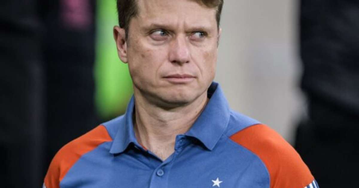Cruzeiro enfrenta desfalque crucial e preocupação para Fernando Seabra