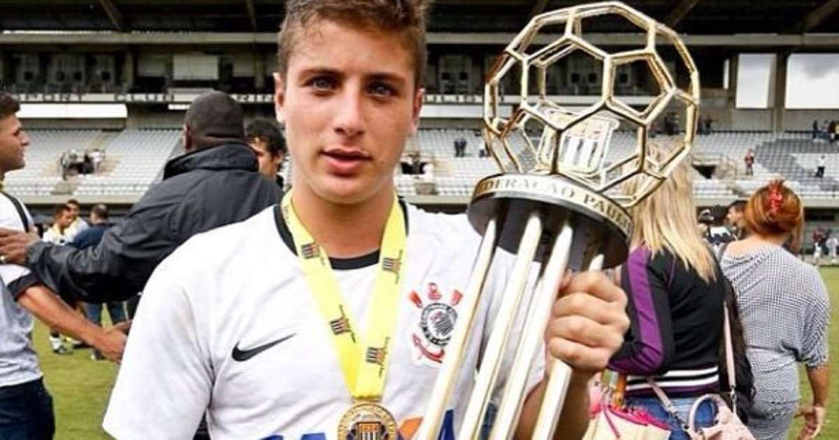APOSENTOU! Destaque do Corinthians na Copinha de 2015 anuncia aposentadoria aos 28 anos