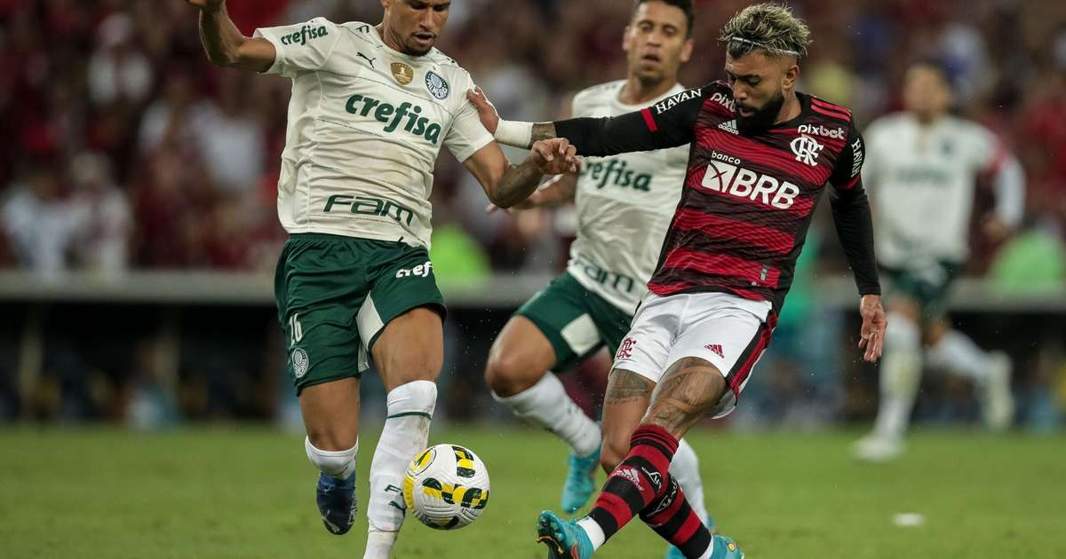 Gabigol no Palmeiras: Flamengo perde ídolos para rivais no futebol brasileiro.