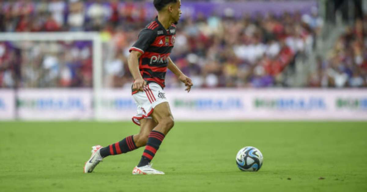 Matheus Gonçalves recebe oportunidade de mostrar talento no Flamengo.