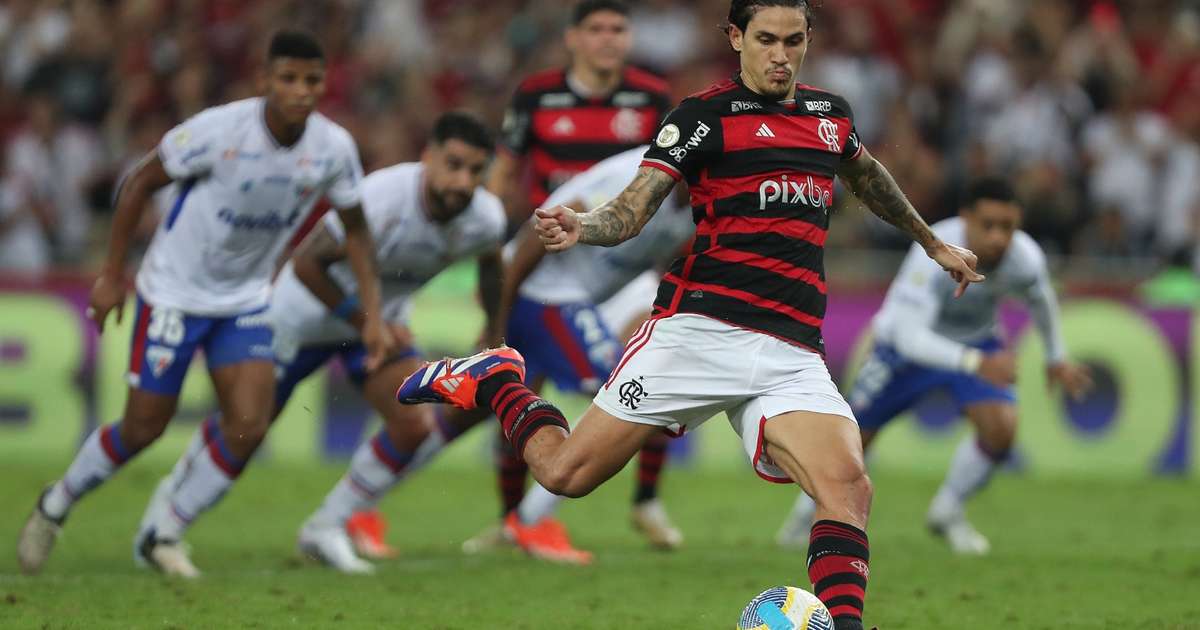 Pedro marca gol, porém Flamengo é derrotado em casa no Maracanã.