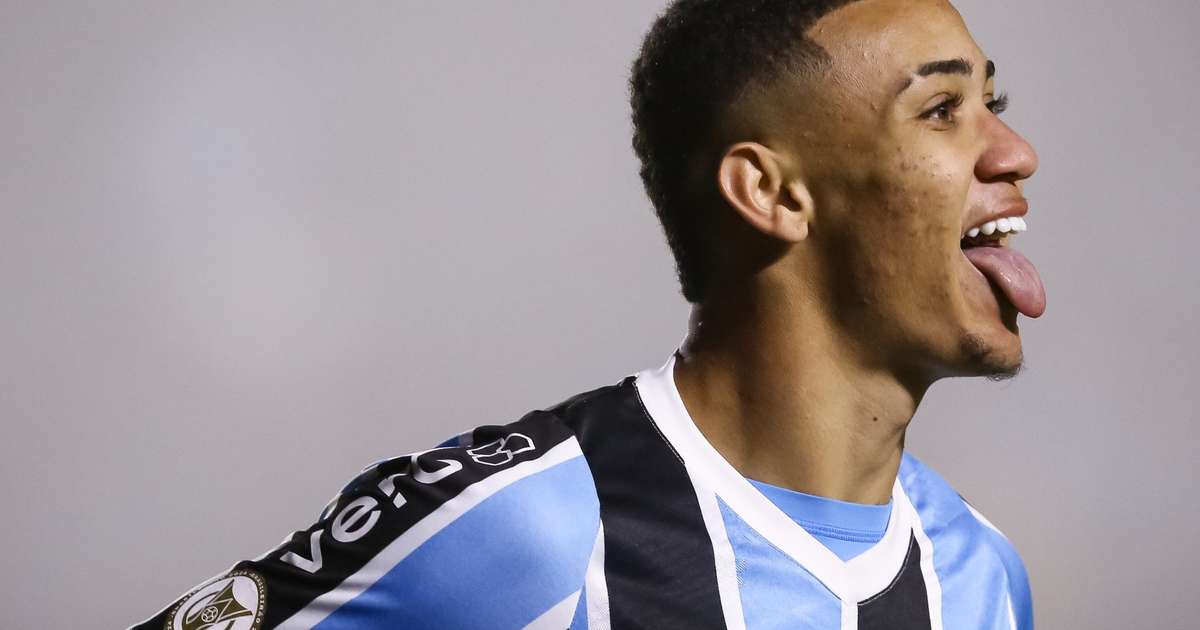 Grêmio garante vaga nas oitavas da Copa do Brasil com vitória.