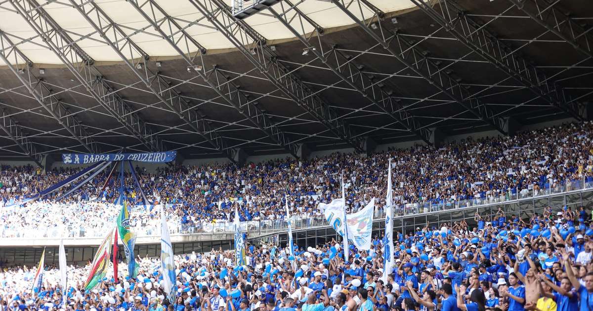 Jogador do Cruzeiro sofre acidente de carro na Grande BH