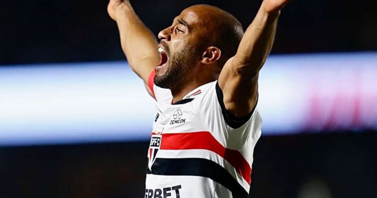 Rafael garante vitória apertada sobre Grêmio com resultado de 1 a 0