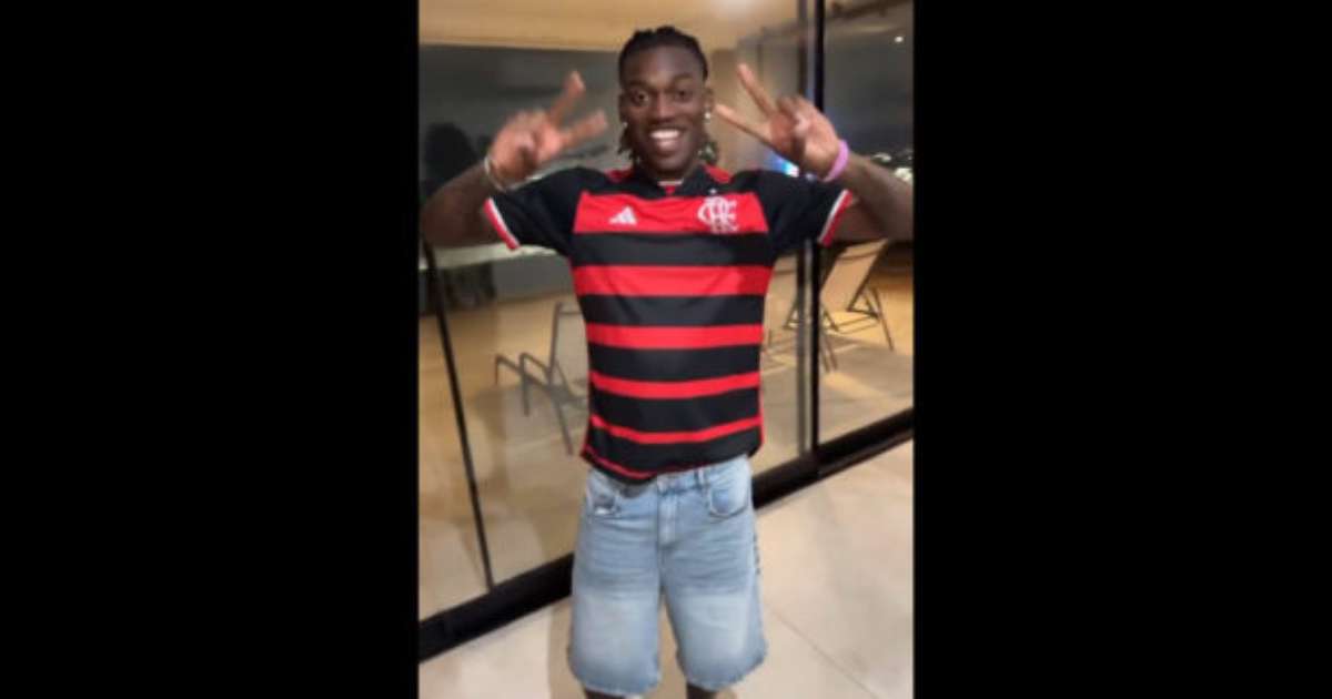 Craque do Milan curte férias com camisa do Flamengo: estratégia defensiva aprimorada