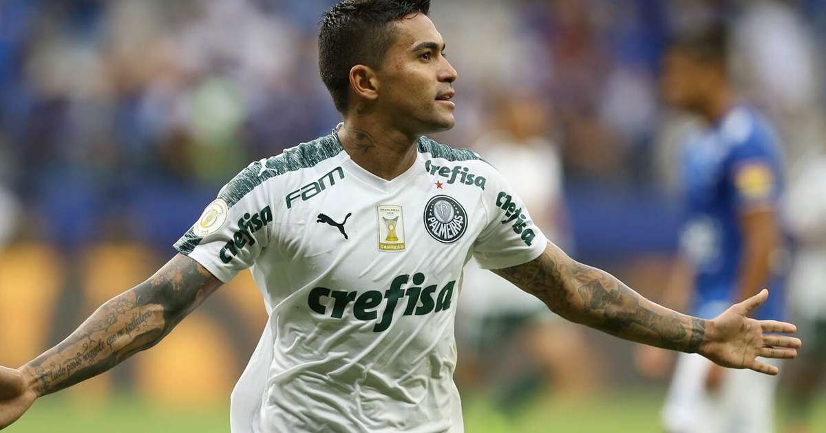 Dudu reencontra Cruzeiro no retorno ao Palmeiras após gol histórico.