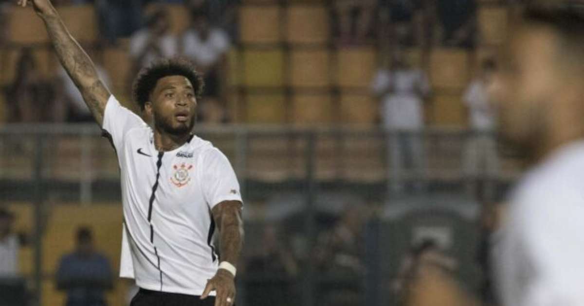 Kazim, ex-Corinthians, assume cargo na base do Arsenal