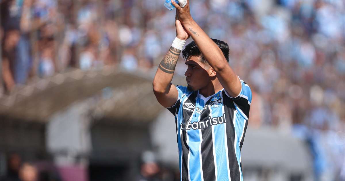 Reforço do Grêmio Revela Pedido Incomum Antes de Assinar com o Clube