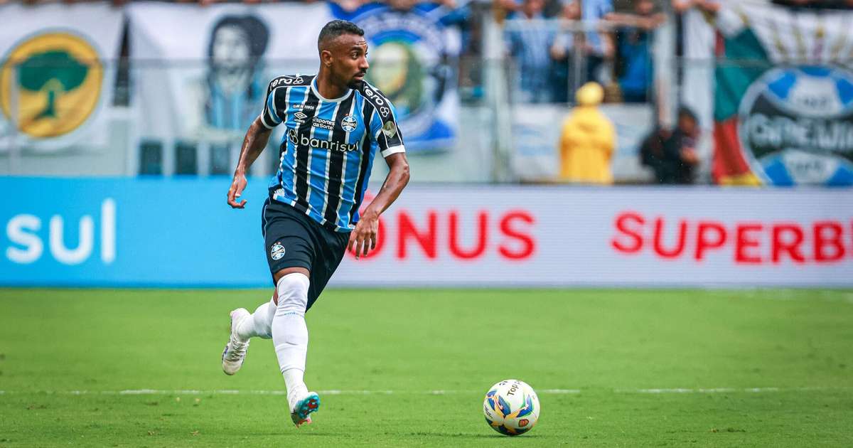 Grêmio negocia transferência de atacante para o futebol asiático