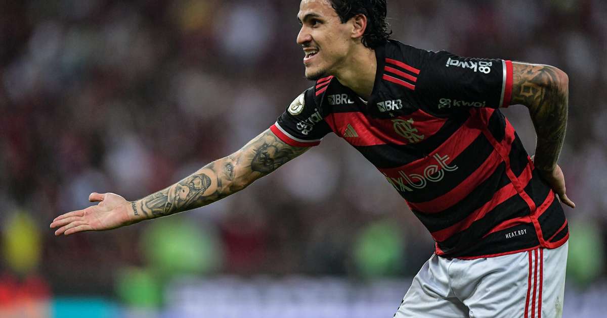 Nova camisa do Flamengo homenageia Pedro em lançamento histórico.