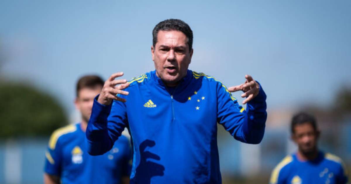 Luxemburgo avalia potencial do Cruzeiro como candidato ao título nacional