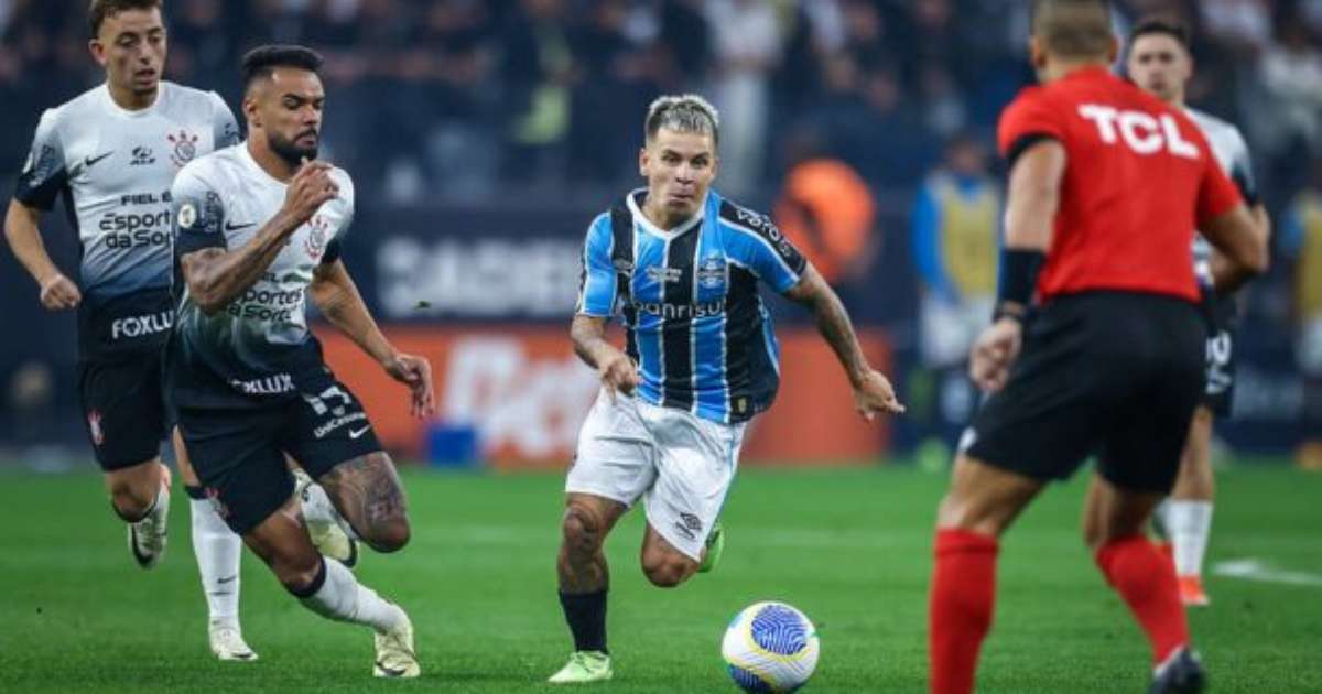 Grêmio avalia oferta ao Santos para compra de Soteldo em definitivo