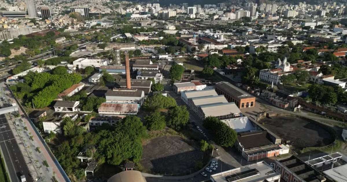 Justiça mantém leilão do terreno do estádio do Flamengo.