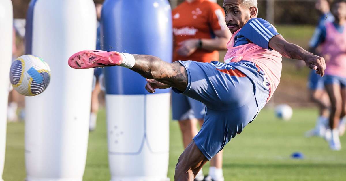 Cruzeiro tem oito jogadores pendurados antes de clássico decisivo.