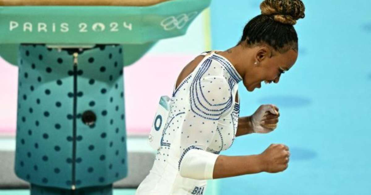 Rebeca Andrade conquista prata no salto e acrescenta mais uma medalha ao Flamengo