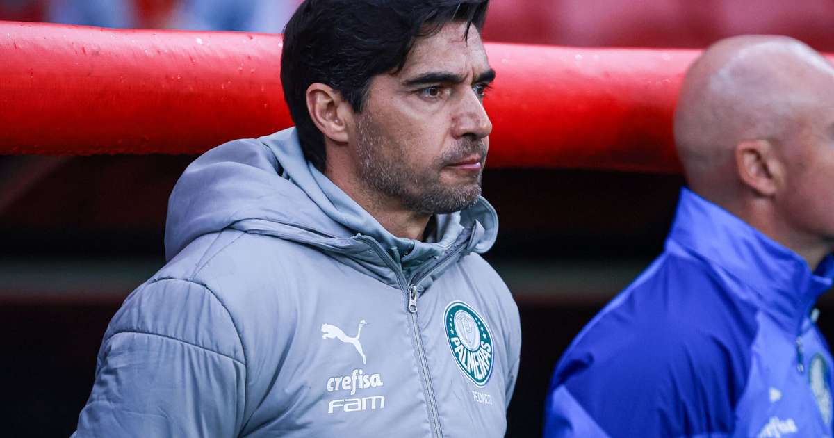 Oportunismo e Blindagem: Palmeiras enfrenta Flamengo sob comando de Abel Ferreira.