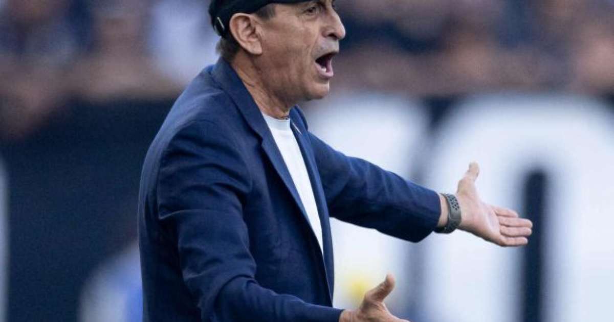 Ramón Díaz enfrenta desafios em estreia pelo Corinthians