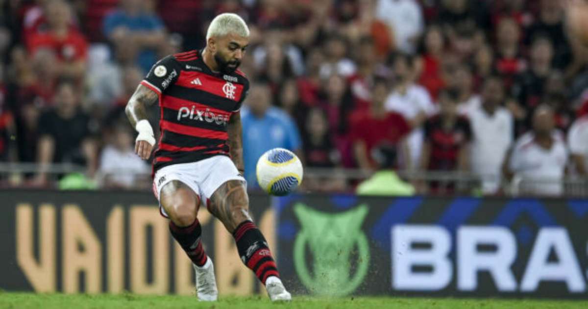 futuro de Gabigol e sua possível transferência para o Palmeiras é discutido.