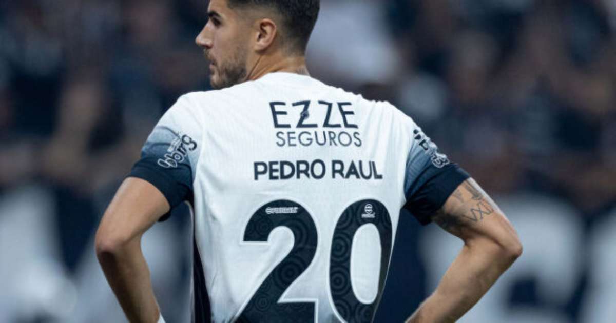 Pedro Raul traça estratégia para quebrar seu maior jejum de gols.