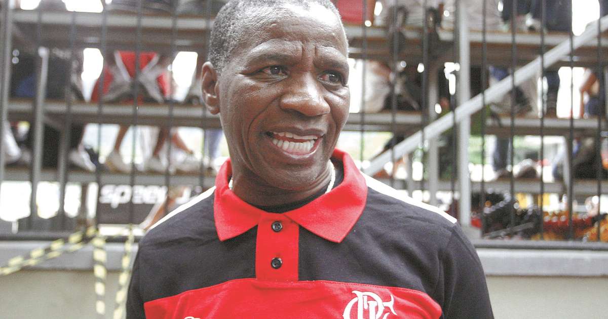 Arrascaeta celebra vitória do Flamengo e dedica classificação a Adílio.