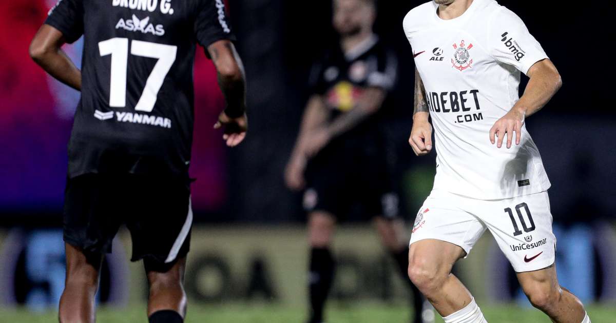 Corinthians enfrenta Red Bull Bragantino em busca de sair do rebaixamento.