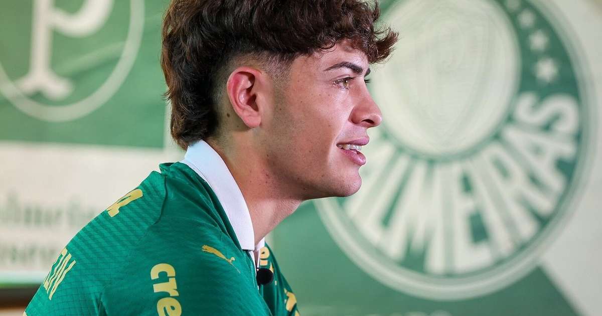 Dificuldade na Troca de País: Giay Evolui no Palmeiras