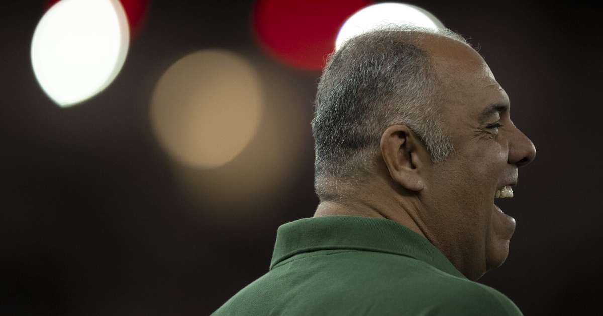 Flamengo negocia contratação de Carlos Alcaraz; saiba detalhes da proposta