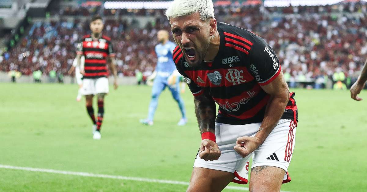 Destaques de Arrascaeta e Wesley em empate entre Flamengo e Palmeiras.