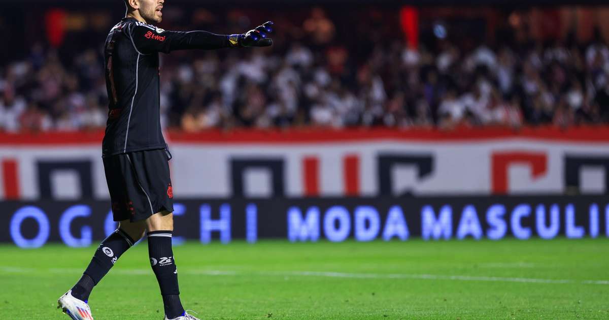 Goleiro do Flamengo destaca importância da Libertadores e analisa estratégias contra Bolívar