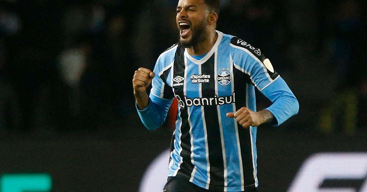 Reinaldo Marca Dois Gols e Revela Pedido de Renato Gaúcho no Grêmio
