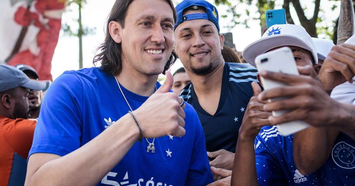 Cássio se destaca em confronto do Cruzeiro contra o Boca Juniors em Buenos Aires