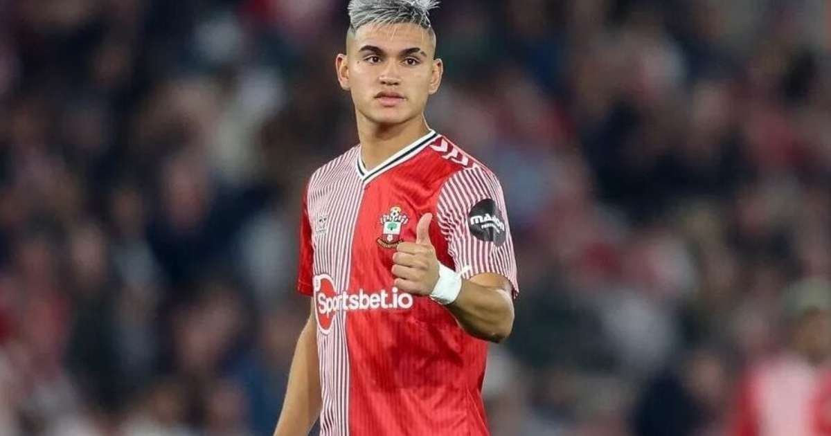 Flamengo negocia com jogador da Premier League por 25 milhões de euros