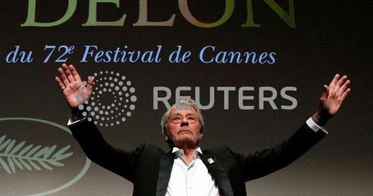 Gigante do cinema francês, Alain Delon morre aos 88 anos