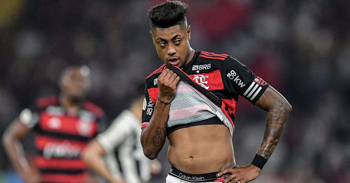 AGRESSÃO! Bruno Henrique denuncia agressão de jogador do Botafogo e o chama de covarde