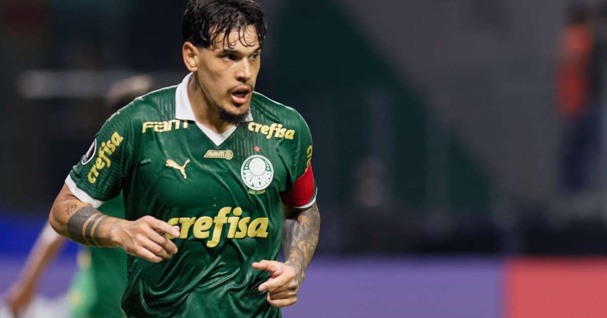 Gustavo Gómez sobe no ranking histórico do Palmeiras